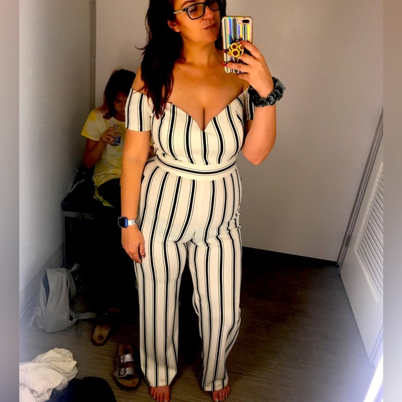 Fancy and sexy - Picture 1 of 3